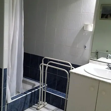 F2 A Amelie-les-bains Avec Terrasse Et Parking - 2 Couchages - Fr-1-703-26 Apartament